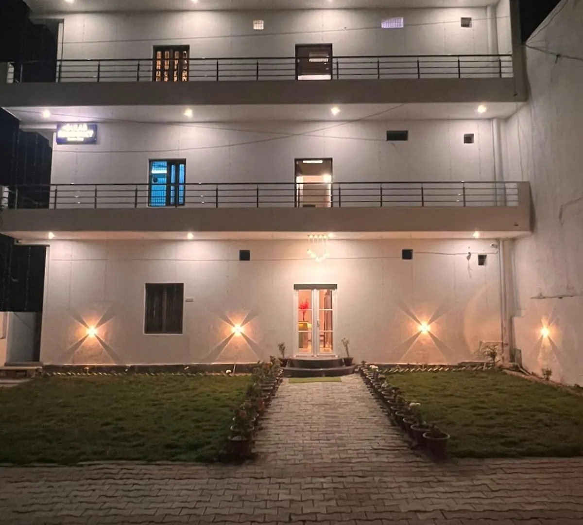Hotel Gulab Residency Varanasi India
