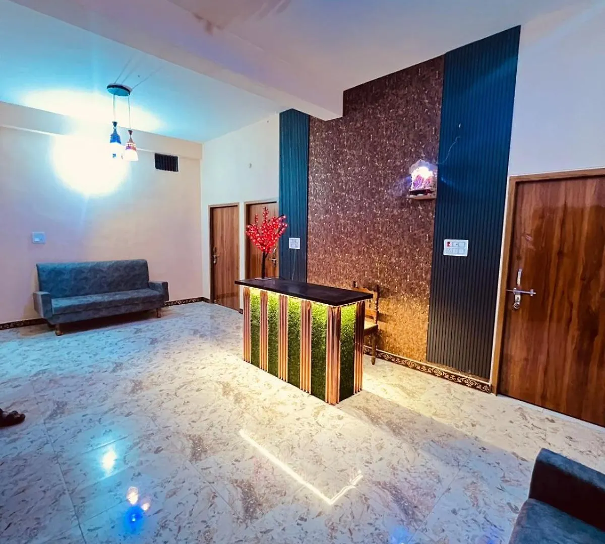 Hotel Gulab Residency Varanasi