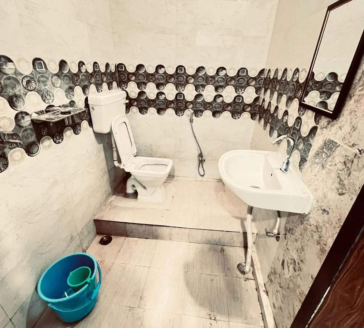 Hotel Gulab Residency Varanasi